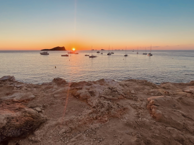 Sunset picknick in Ibiza